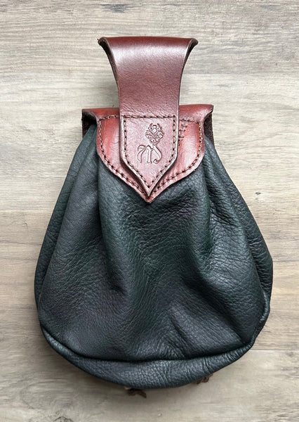 Sporran, Brown & Forest Green “The Chieftain 4” , Rustic Rob Roy Style w/Antler pin Lock (Copy)